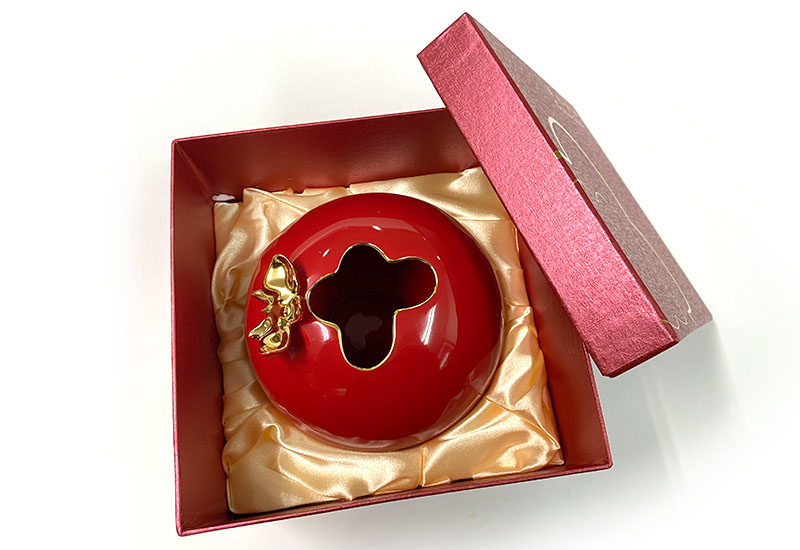 傑作陶 G50繪金紅苞瓶(金水)